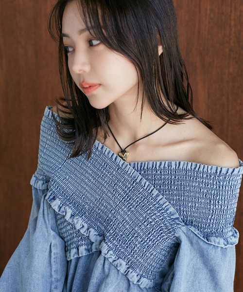 VIS(ビス)の「デニムライククロスシャーリングブラウス(シャツ/ブラウス・レディース・ブルー系その他4/スミクロ・FREE)」の5枚目の写真