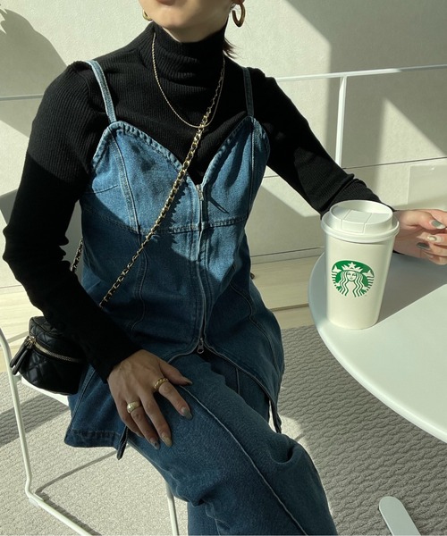 y/m by misato（イムバイミサト）の「デニムフロントジップビスチェ（ベスト・レディース・ブルー・FREE）」の4枚目の写真