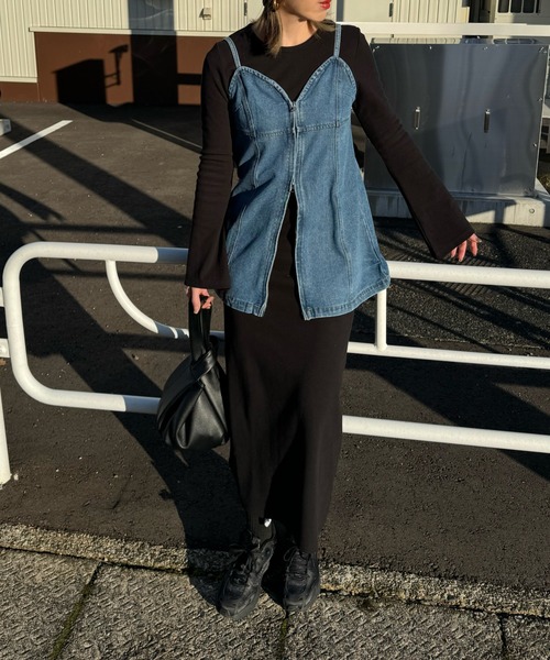 y/m by misato（イムバイミサト）の「デニムフロントジップビスチェ（ベスト・レディース・ブルー・FREE）」の12枚目の写真