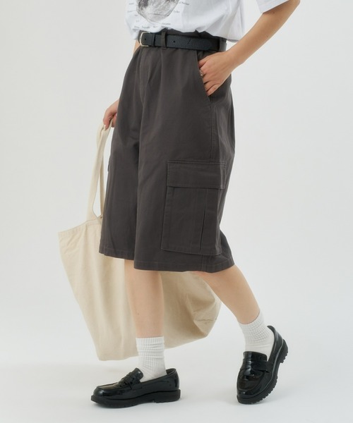 CIAOPANIC TYPY(チャオパニックティピー)の「【UNISEX】ハーフカーゴデニムパンツ(カーゴパンツ・メンズ・カーキ/チャコールグレー/ベージュ/ブラック/サックスブルー/インディゴブルー・MEDIUM/LARGE)」の3枚目の写真