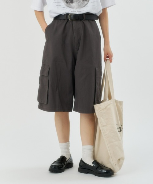 CIAOPANIC TYPY(チャオパニックティピー)の「【UNISEX】ハーフカーゴデニムパンツ(カーゴパンツ・メンズ・カーキ/チャコールグレー/ベージュ/ブラック/サックスブルー/インディゴブルー・MEDIUM/LARGE)」の17枚目の写真