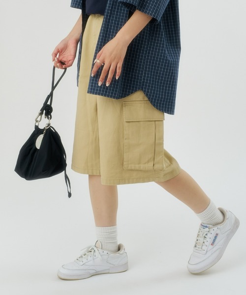 CIAOPANIC TYPY(チャオパニックティピー)の「【UNISEX】ハーフカーゴデニムパンツ(カーゴパンツ・メンズ・カーキ/チャコールグレー/ベージュ/ブラック/サックスブルー/インディゴブルー・MEDIUM/LARGE)」の20枚目の写真