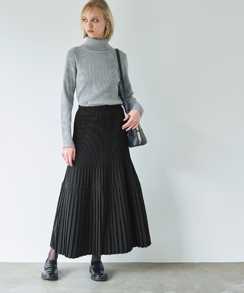 カシコ エプロンプリーツスカート カシコ エプロンプリーツスカート