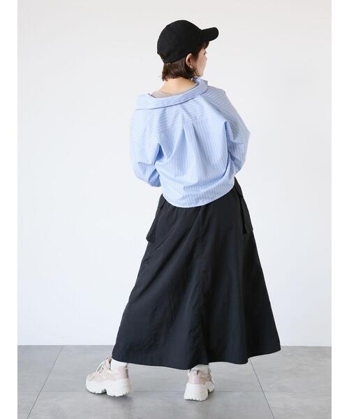 ehka sopo（エヘカソポ）の「Vネックカーゴジャンスカ（ワンピース・レディース・カーキ/ブラック/キナリ・F）」の17枚目の写真