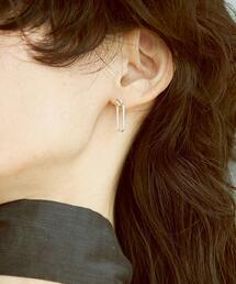 SMELLY so’ oval pierce
