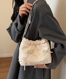 リボンチェーンショルダーバッグ