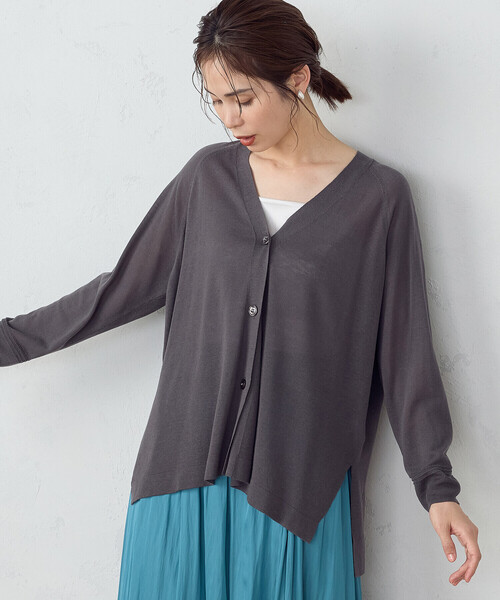 COMME CA ISM（コムサイズム）の「リネン混　カーディガン（カーディガン/ボレロ・レディース・キナリ/チャコール/モカ・MEDIUM/LARGE）」の2枚目の写真