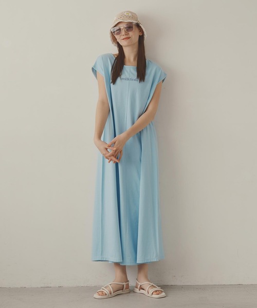 MILKFED.(ミルクフェド)の「SLEEVELSS LOGO DRESS(ワンピース・レディース・ネイビー/ライトブルー/ブラック・ONE SIZE)」の16枚目の写真