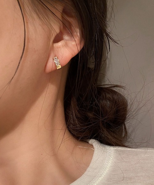 LA VORAGINE(ラ ヴォラジネ)の「アレルギー対応ミニピアス(ピアス(両耳用)・レディース・シルバー/ゴールド・M/L)」の10枚目の写真