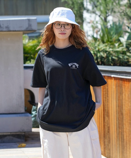 BILLABONG（ビラボン）の「BILLABONG メンズ ARCH SQUARE Ｔシャツ 【2024年春夏モデル】/ビラボンバックプリント半袖Tシャツ（Tシャツ/カットソー・メンズ・モスグリーン/ホワイト/ブラック・SMALL/MEDIUM/LARGE/X-LARGE）」の10枚目の写真