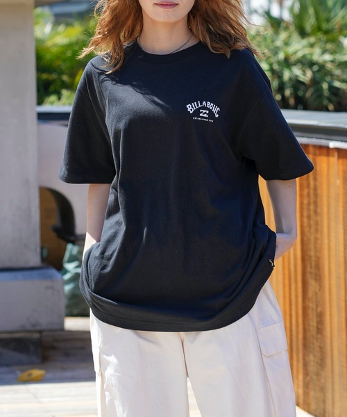 BILLABONG（ビラボン）の「BILLABONG メンズ ARCH SQUARE Ｔシャツ 【2024年春夏モデル】/ビラボンバックプリント半袖Tシャツ（Tシャツ/カットソー・メンズ・モスグリーン/ホワイト/ブラック・SMALL/MEDIUM/LARGE/X-LARGE）」の13枚目の写真
