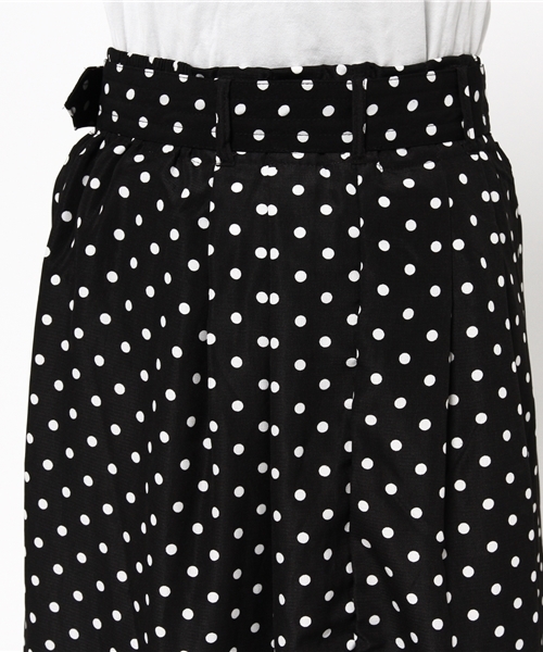 one after another NICE CLAUP（ワンアフターアナザーナイスクラップ）の「【mer11月号掲載 ナイスクラップ】ベルト付ミモレスカート（スカート・レディース・キャメル/カーキ/ドット・FREE）」の11枚目の写真