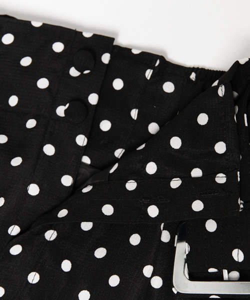 one after another NICE CLAUP（ワンアフターアナザーナイスクラップ）の「【mer11月号掲載 ナイスクラップ】ベルト付ミモレスカート（スカート・レディース・キャメル/カーキ/ドット・FREE）」の13枚目の写真