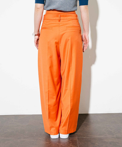 KBF（ケイビーエフ）の「『2サイズ展開』レイヤードデザインスラックス