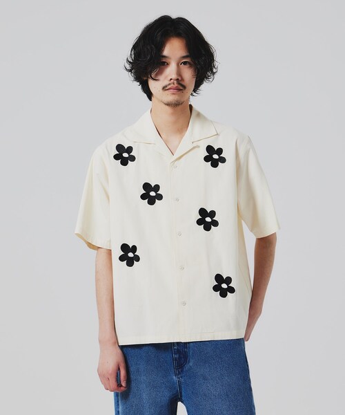 tk.TAKEO KIKUCHI(ティーケータケオキクチ)の「◆K’Project by あゆた Graffiti Flower Shirt(シャツ/ブラウス・メンズ・ホワイト系3/ブラック系・02/03)」の14枚目の写真