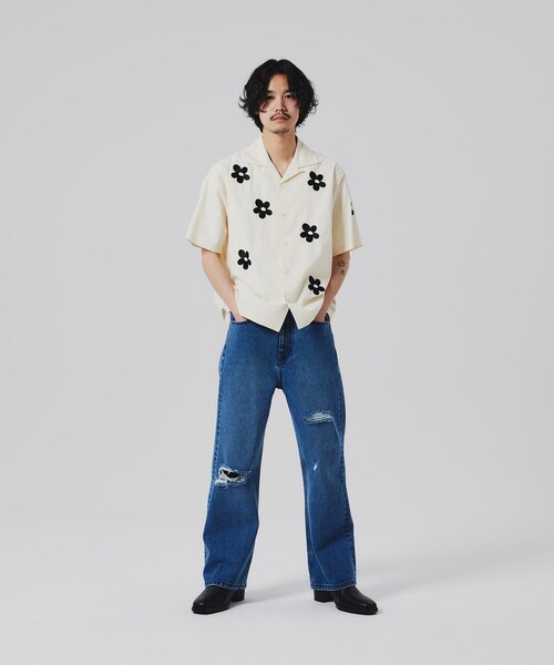 tk.TAKEO KIKUCHI(ティーケータケオキクチ)の「◆K’Project by あゆた Graffiti Flower Shirt(シャツ/ブラウス・メンズ・ホワイト系3/ブラック系・02/03)」の12枚目の写真