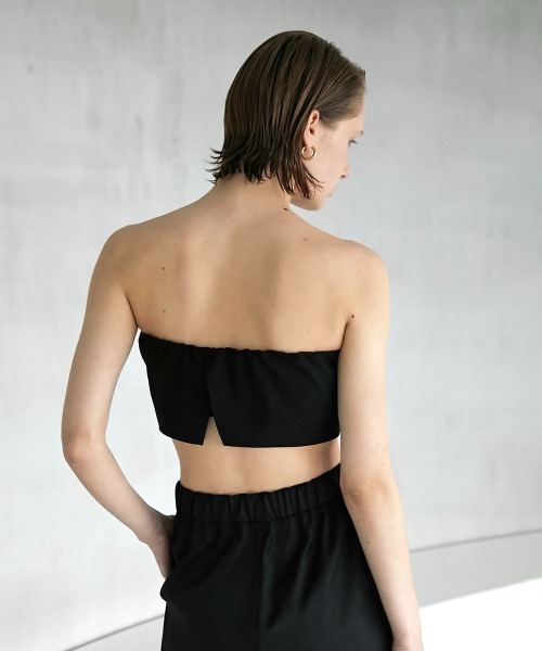 LA PEAU DE GEM(ラポドゥジェム)の「【LA PEAU DE GEM】トップスバンドゥ(その他トップス・レディース・ブラック/ベージュ/ネイビー・FREE)」の2枚目の写真