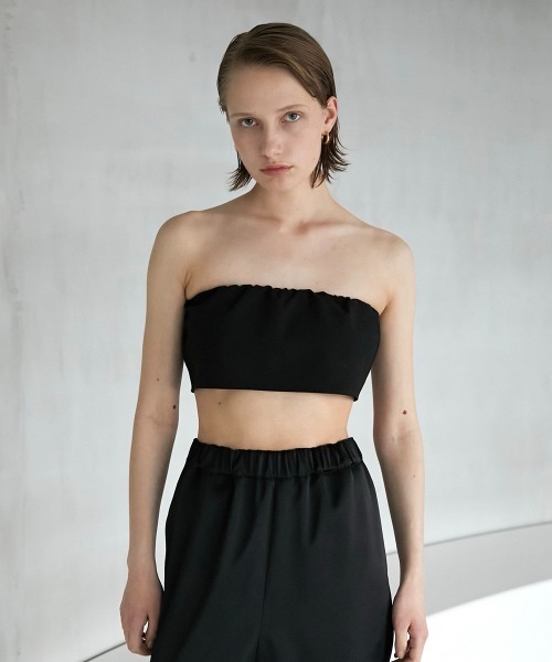 LA PEAU DE GEM(ラポドゥジェム)の「【LA PEAU DE GEM】トップスバンドゥ(その他トップス・レディース・ブラック/ベージュ/ネイビー・FREE)」の4枚目の写真