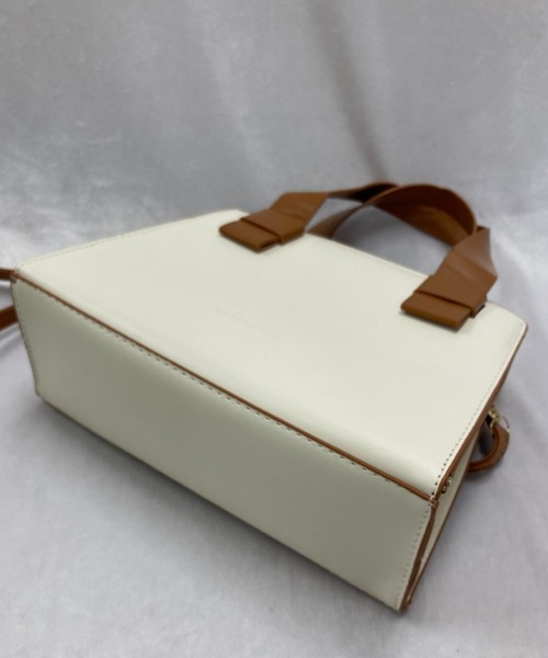 Loco Ocean(ロコオーシャン)の「【スクエアバッグ】フェイクレザー 配色 / 2way ハンドバッグ ショルダーバッグ(トートバッグ・レディース・ブラック/ホワイト/グリーン・ONE SIZE)」の12枚目の写真