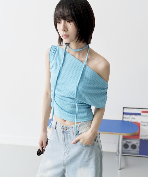 UNE MANSION(ユヌマンション)の「オープンショルダーサイドシャーリングマフラーSETカットソー(Tシャツ/カットソー・レディース・グレー/ブラック/ブルー・FREE)」の3枚目の写真