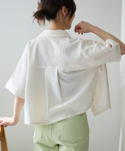 TRIANGLE PALETTE（トライアングルパレット）の「シャツブラウス /セットアップ対応（シャツ/ブラウス・レディース・カーキ/ブラック/アイボリー・FREE）」の18枚目の写真