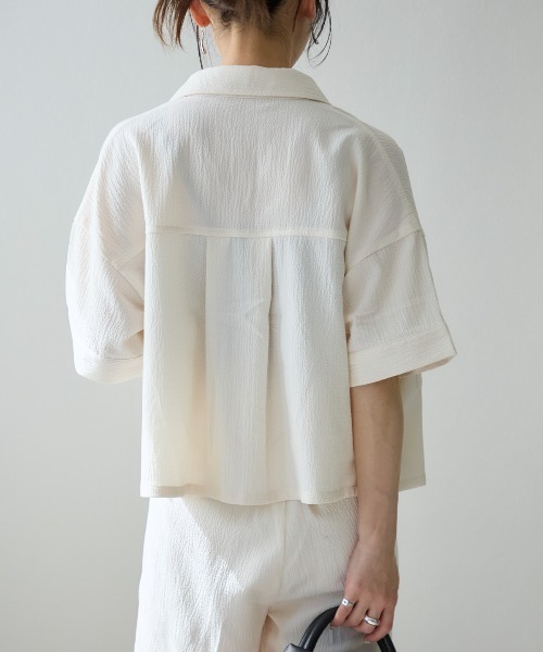 TRIANGLE PALETTE（トライアングルパレット）の「シャツブラウス /セットアップ対応（シャツ/ブラウス・レディース・カーキ/ブラック/アイボリー・FREE）」の10枚目の写真