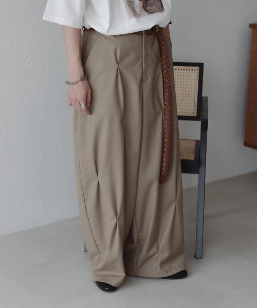 epnok(エプノック)の「メニータックワイドパンツ(スラックス・メンズ・ベージュ/グレー・SMALL/MEDIUM/LARGE)」の15枚目の写真