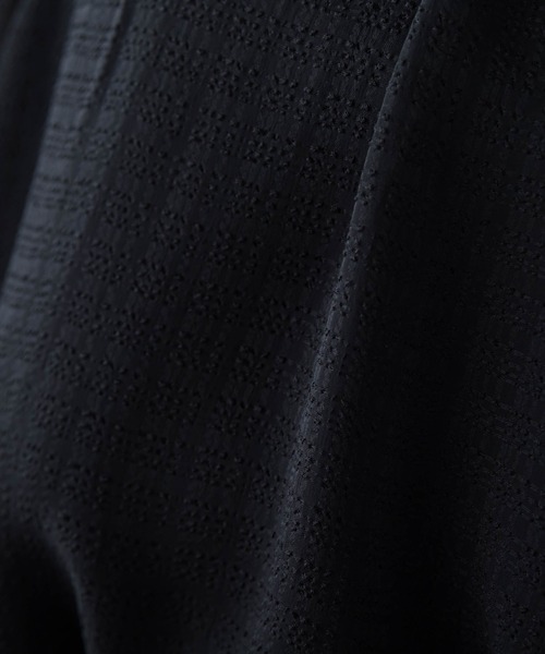 LAUTREAMONT(ロートレアモン)の「【WEB限定】【11号あり】シアーサッカーブラウス≪洗濯機で洗える≫(シャツ/ブラウス・レディース・ホワイト/グリーン/ブラック・11号/9号)」の16枚目の写真