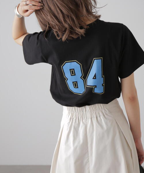 FREE'S MART（フリーズマート）の「カレッジロゴナンバープリントＴシャツ（Tシャツ/カットソー・レディース・ホワイト/ブラック・FREE）」の4枚目の写真