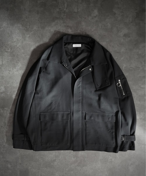 PLAN To（プラントゥ）の「Oversized Flight Blouson - オーバーサイズフライトブルゾン (合成皮革 / TR素材)（ブルゾン・メンズ・ブラック/ブラック系その他/チャコールグレー・SMALL/MEDIUM/LARGE）」の13枚目の写真