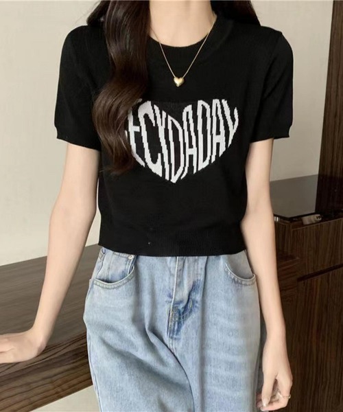 MAISON DE THERESE(メゾン ド テレーズ)の「ハートロゴクルーネック半袖Tシャツ(ニット/セーター・レディース・ブラック/ホワイト・FREE)」の1枚目の写真