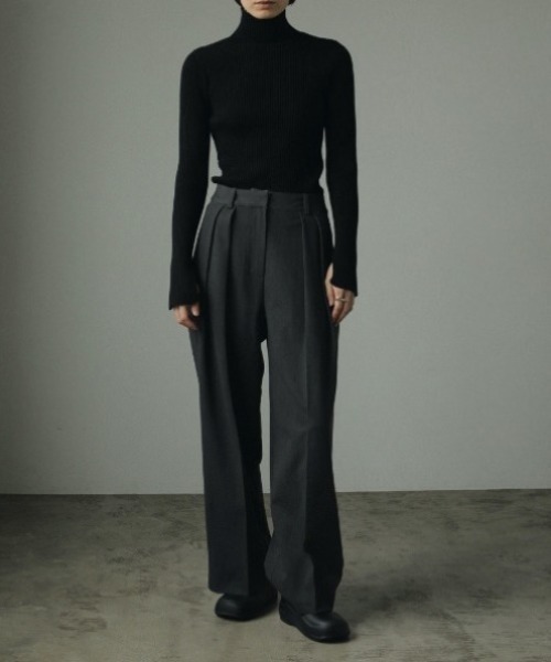 anuke（アンヌーク）の「anuke Slit Turtle Knit スリットタートル