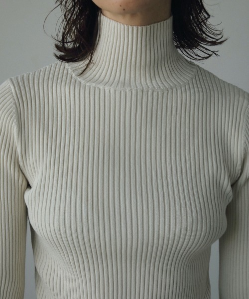 anuke（アンヌーク）の「anuke Slit Turtle Knit スリットタートル
