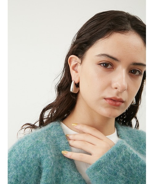 Mila Owen(ミラオーウェン)の「メタルボリュームイヤリング(イヤリング・レディース・シルバー/ゴールド・FREE)」の3枚目の写真