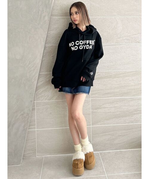 GYDA（ジェイダ）の「NO COFFEE NO GYDAスウェットパーカー（パーカー・レディース・オフホワイト/ブラック・FREE）」の17枚目の写真