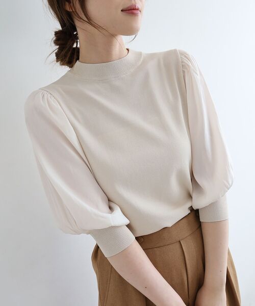 le.coeur blanc（ルクールブラン）の「スリーブドッキングニットプルオーバー（ニット/セーター・レディース・ブラック/オリーブ/アイボリー・38）」の7枚目の写真