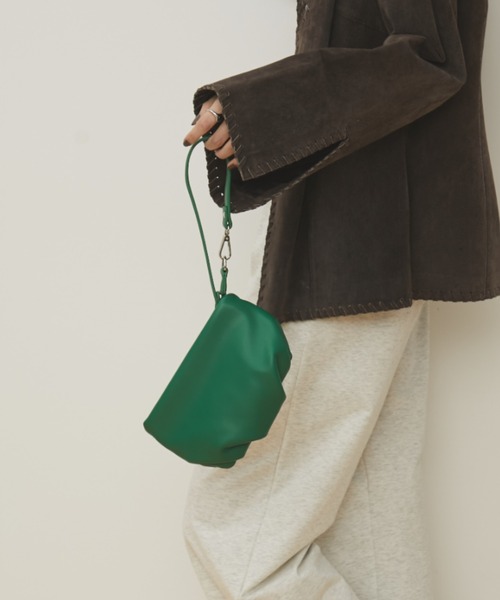 MERLOT（メルロー）の「ワンハンドルミニショルダーバッグ/350mlペットボトル収納可能（ハンドバッグ・レディース・グリーン/ブラック・FREE）」の6枚目の写真