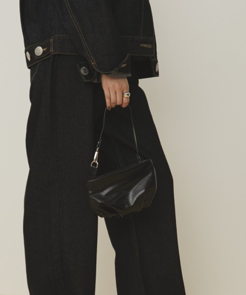 MERLOT（メルロー）の「ワンハンドルミニショルダーバッグ/350mlペットボトル収納可能（ハンドバッグ・レディース・グリーン/ブラック・FREE）」の14枚目の写真