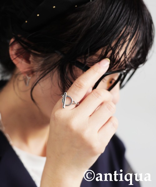 antiqua(アンティカ)の「チェーンリング(リング・レディース・ゴールド/シルバー・FREE)」の5枚目の写真