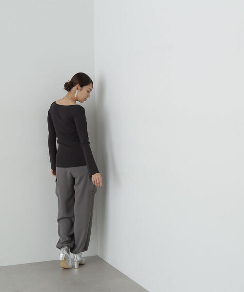 NATURAL BEAUTY BASIC（ナチュラルビューティーベーシック）の「◇2wayカーゴパンツ（カーゴパンツ・レディース・ピンク/チャコールグレー/ブラック・SMALL/MEDIUM）」の15枚目の写真