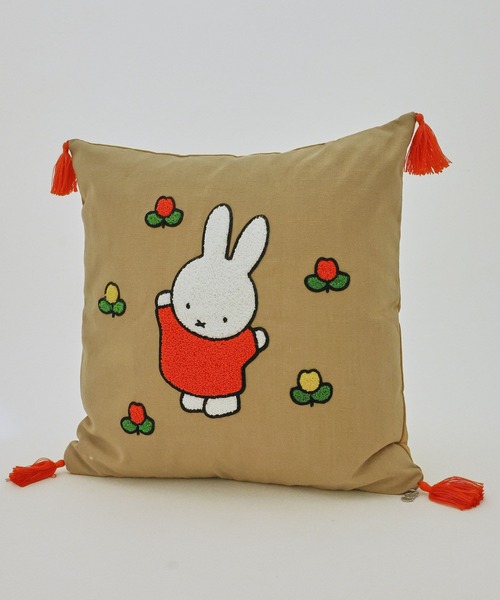 studio CLIP（スタディオクリップ）の「さがら刺繍クッションカバー
