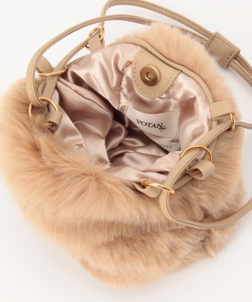 BEAMS LIGHTS Women's（ビームスライツ ウィメンズ）の「VOTAN TOKYO×BEAMS LIGHTS / ファーサークル（ショルダーバッグ・レディース・ブラック/ベージュ・ONE SIZE）」の10枚目の写真