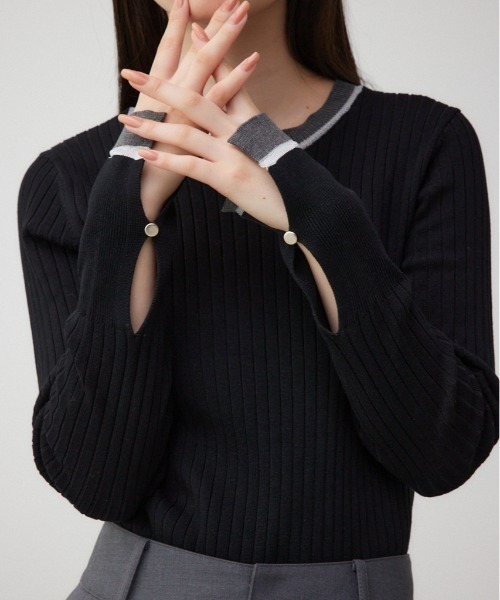 AZUL by moussy(アズールバイマウジー)の「シアーコンビバイカラーニットトップス(ニット/セーター・レディース・ブラック/杢グレー/ダークブルー/ネイビー・FREE)」の2枚目の写真