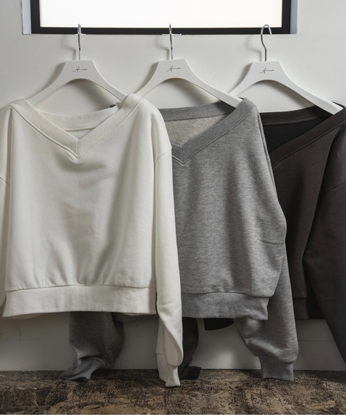 Amiur（エミレ）の「2way off shoulder pullover / 2wayオフショルダープルオーバー（Tシャツ/カットソー・レディース・オフホワイト/グレー/チャコール・FREE）」の5枚目の写真