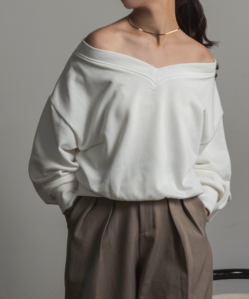 Amiur（エミレ）の「2way off shoulder pullover / 2wayオフショルダープルオーバー（Tシャツ/カットソー・レディース・オフホワイト/グレー/チャコール・FREE）」の12枚目の写真