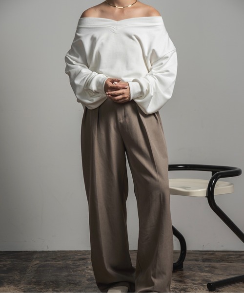 Amiur（エミレ）の「2way off shoulder pullover / 2wayオフショルダープルオーバー（Tシャツ/カットソー・レディース・オフホワイト/グレー/チャコール・FREE）」の10枚目の写真