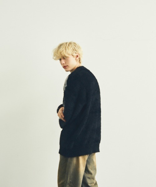 Shoowtime(ショウタイム)の「オーバーサイズビッグモヘアライクニットセーター(ニット/セーター・メンズ・ブラック/パープル・MEDIUM/LARGE/SMALL)」の10枚目の写真