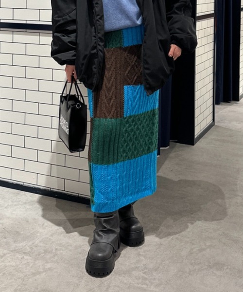RODEO CROWNS WIDE BOWL（ロデオクラウンズワイドボウル）の「Custom ケーブルニット スカート（スカート・レディース・グリーン系その他/ピンク系その他/レッド系その他/パープル系その他・FREE）」の2枚目の写真