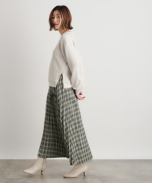 grove（グローブ）の「スウェーディサテンプリーツスカート（スカート・レディース・ナチュラル/ベージュ系その他5/ブラウン系その他/モスグリーン系1/ダークグレー/ブラック系・02/03/01/04/05）」の7枚目の写真