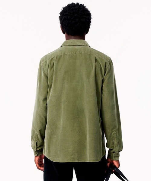LACOSTE（ラコステ）の「エッセンシャルコーデュロイシャツ（シャツ/ブラウス・メンズ・カーキ/ダークネイビー/キャメル/ダークブラウン・41/40/39/38）」の14枚目の写真